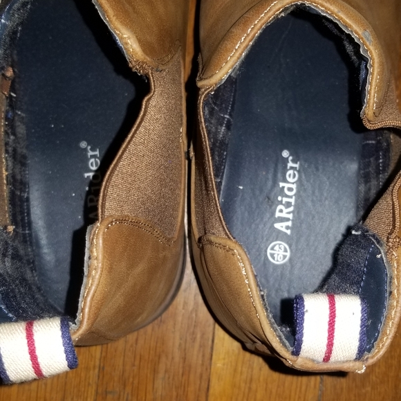 CHELSEA BOOTS - Picture 3 of 5